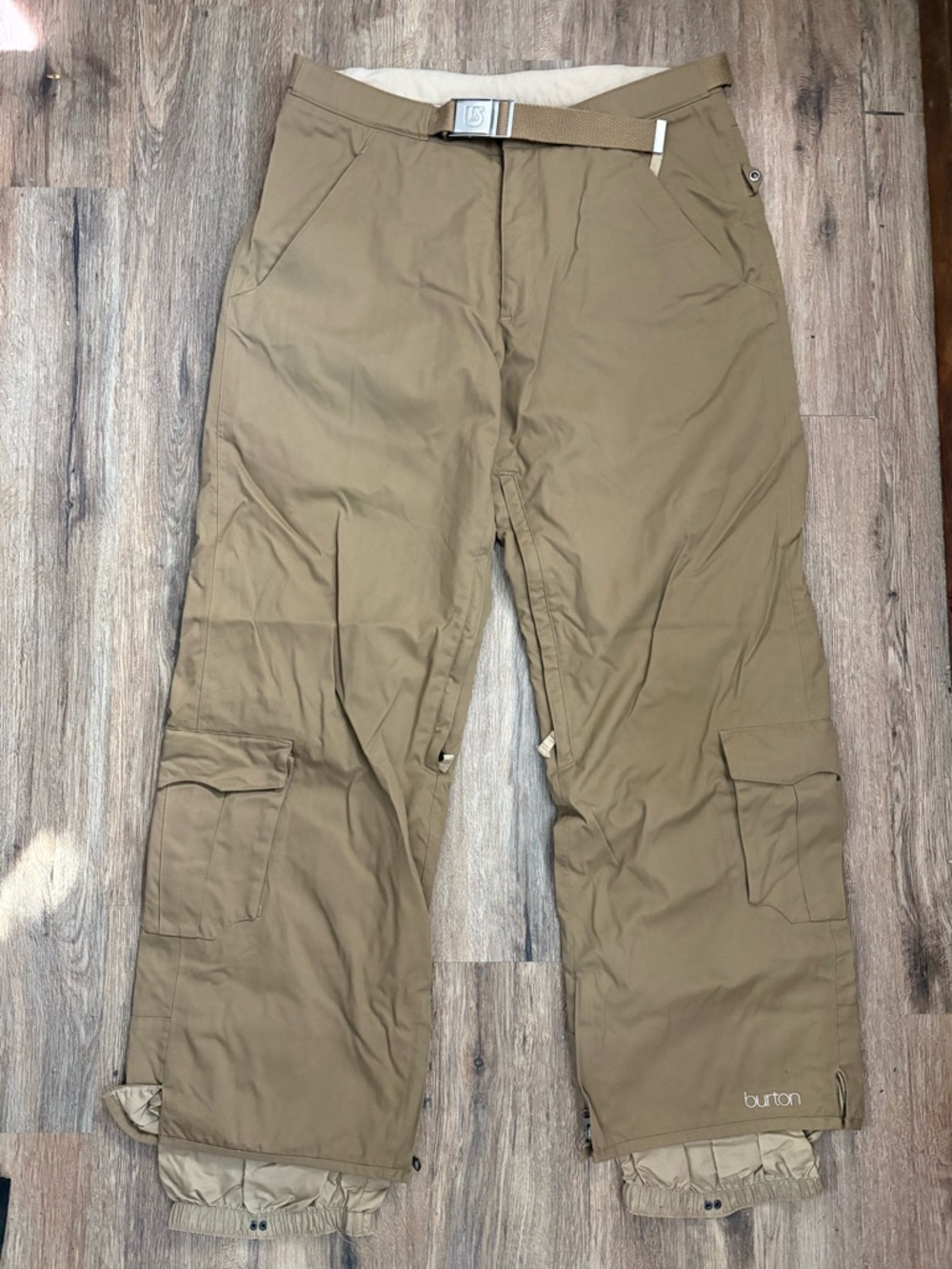 Burton Snowboarding Cargo Pants Women’s L Light Brown Ski Snow winter Activewear